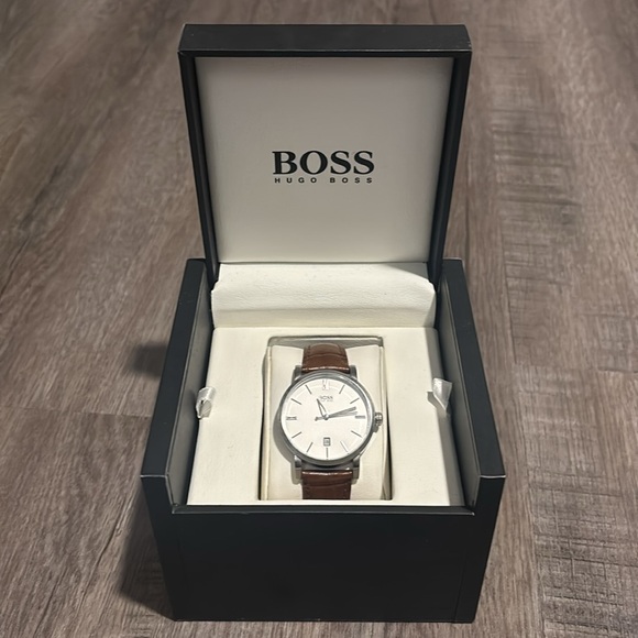 Men's Hugo Boss Quartz Watch - Picture 1 of 10